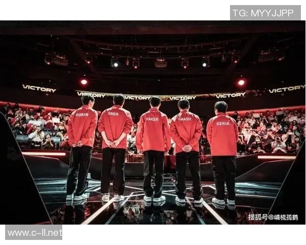 Doran在塔下迷惑敌人Oner果断出击成功换掉三人展现团队默契 Doran在塔下迷惑敌人Oner果断出击成功换掉三人展现团队默契