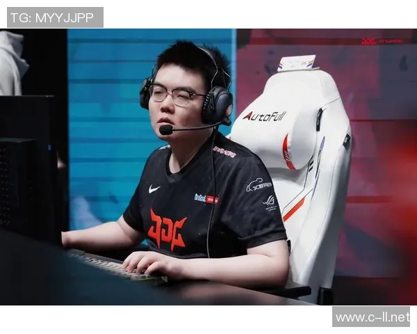 369剑魔孤立无援遭G2围剿上野配合成功收获首血 369剑魔孤立无援遭G2围剿上野配合成功收获首血